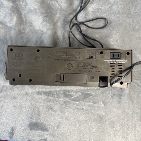 VINTAGE RCA Dual Alarm AM/FM Radio RP-3822 tested and works- Blue Display Light - Picture 11 of 13